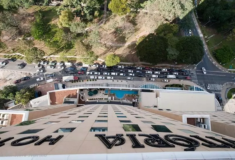 سوئیت با بالکن, Vitória Hotel Concept Campinas