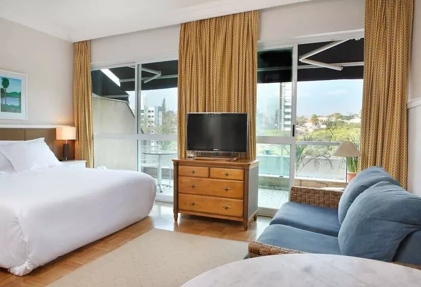 سوئیت با بالکن, Vitória Hotel Concept Campinas