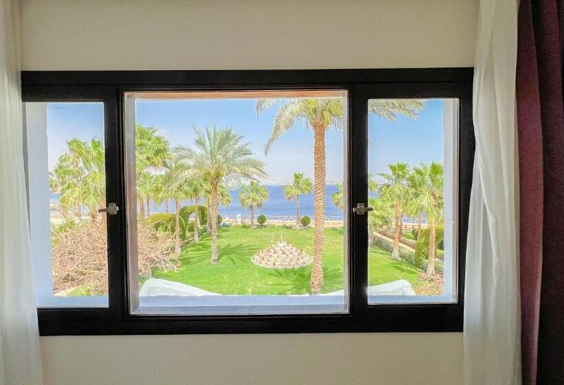 Deluxe Room Sea View