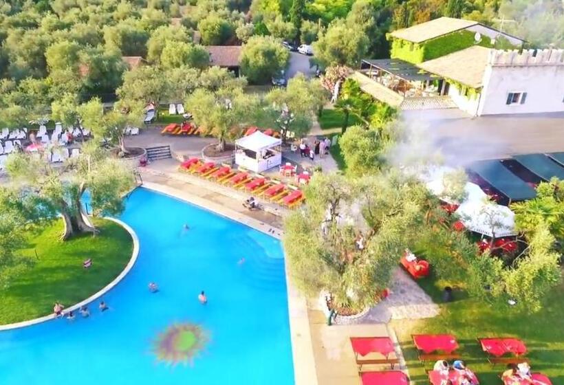 带2个卧室的公寓, Garda Apartments In Euroresidence