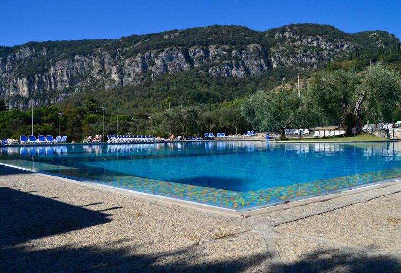 带2个卧室的公寓, Garda Apartments In Euroresidence