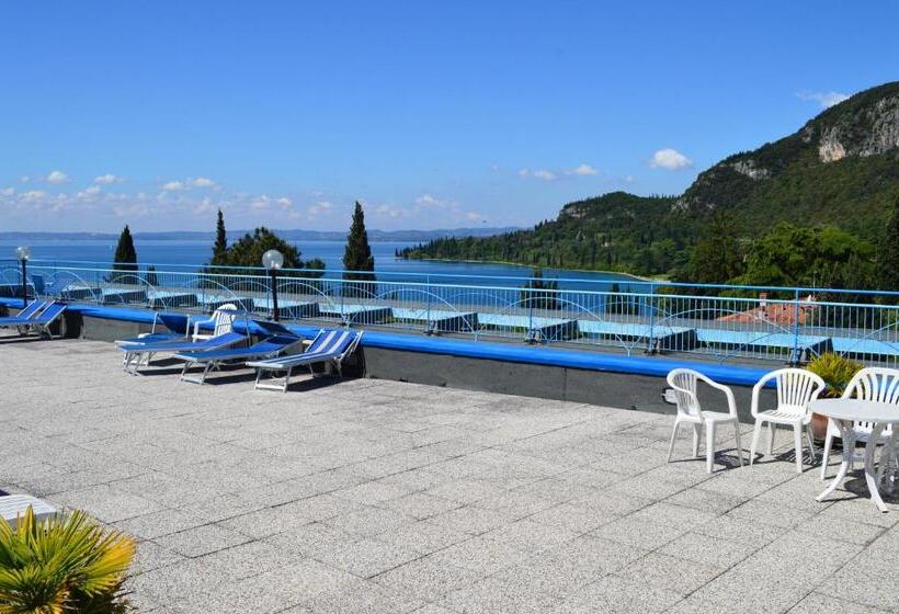 带2个卧室的公寓, Garda Apartments In Euroresidence