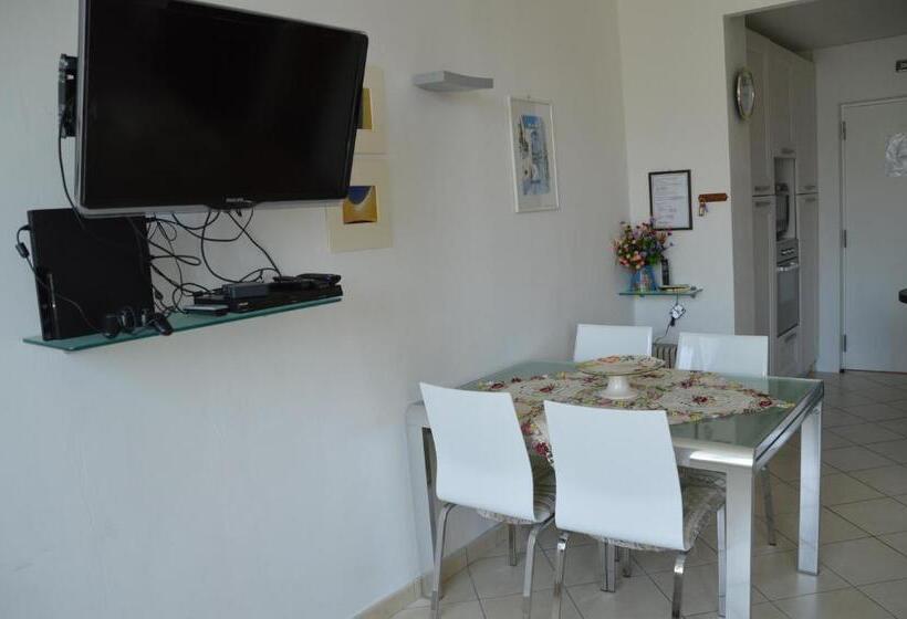 1 Bedroom Apartment Lake View, Garda Apartments In Euroresidence
