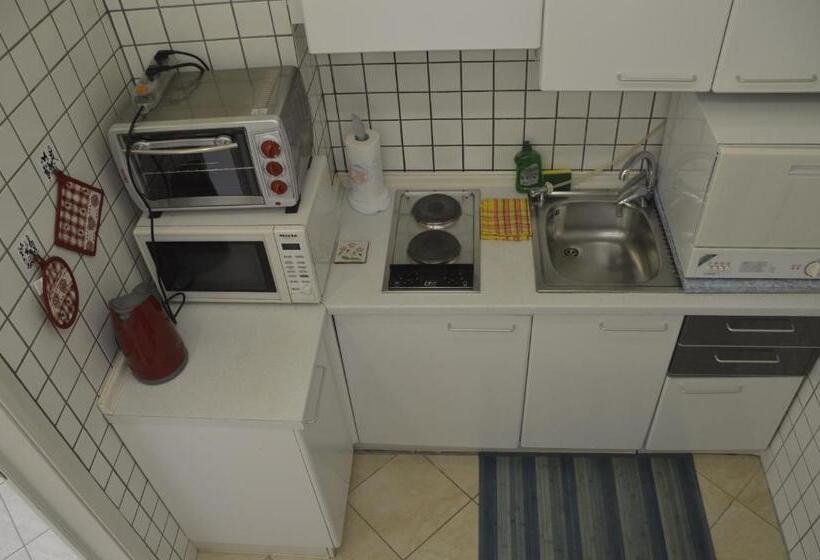 标准工作室, Garda Apartments In Euroresidence