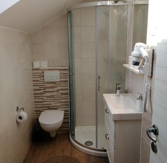 آپارتمان 2 خوابه با بالکن, Apartments & Rooms Aleksandra
