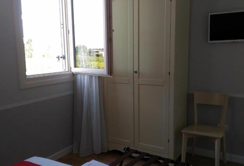 חיבור הדירה עם חדר שינה אחד, Spagnoi Rooms