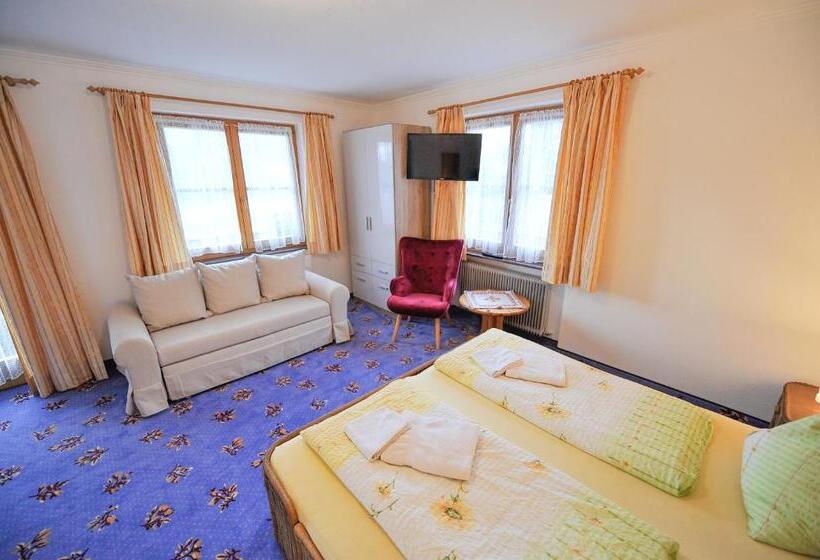 2 Bedroom Apartment with Views, Pension Grubhof