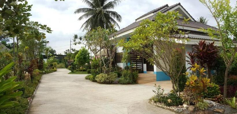 اتاق استاندارد, Dusita Grand Resort