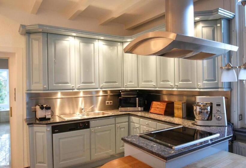 带花园景观和一个卧室的别墅, Einzigartige Jugendstil Villa Im Herzen Von Kassel