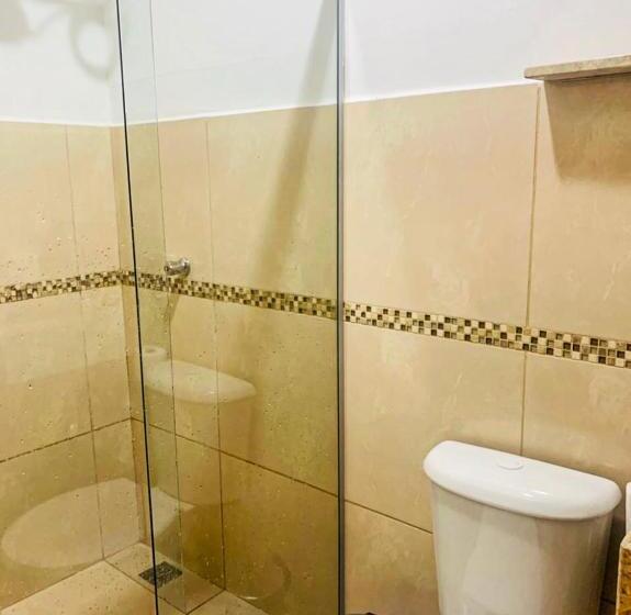 套房, Pousada Raizes