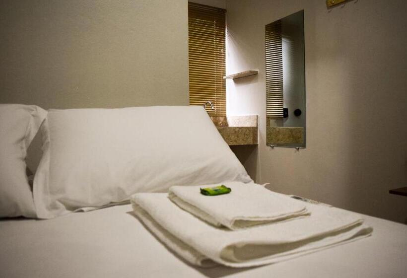 套房, Pousada Raizes