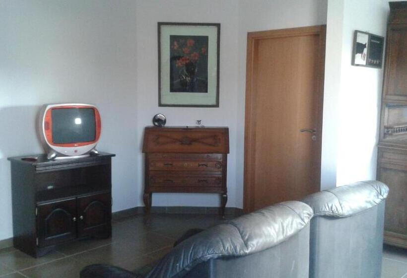 침실 3개 아파트, Ti Marquitas