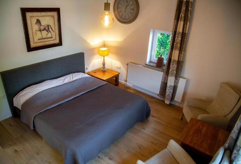 سوییت جونیور لوکس, Herberg De Brand