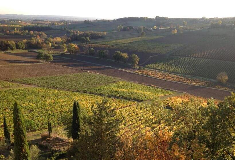 컴포트 트리플 룸, Château De Mauriac