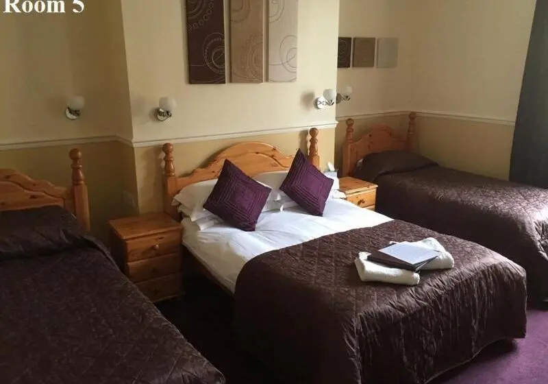 ファミリールーム, The Arches Guest House
