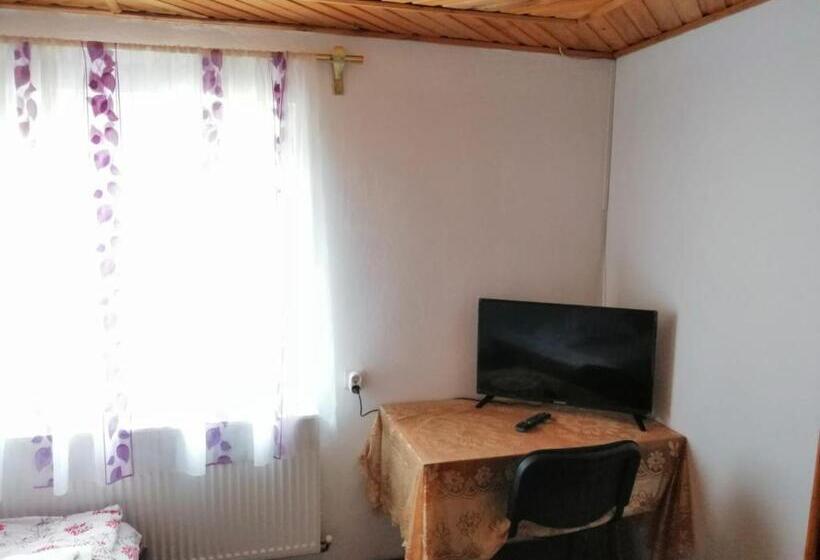 Quarto Triplo Standart, Casa Dorina