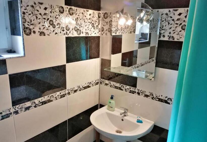 Quarto standard, Casa Dorina