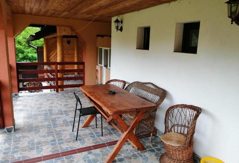 Quarto standard, Casa Dorina