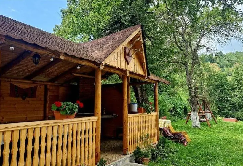 Standard Kolmen Hengen Huone Parveke, Casa Dorina