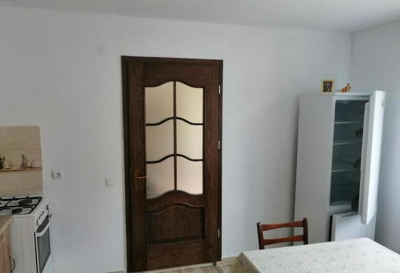 Vivenda 1 Quarto, Casa Dorina