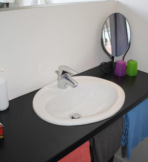 חדר משפחתי, Funkey