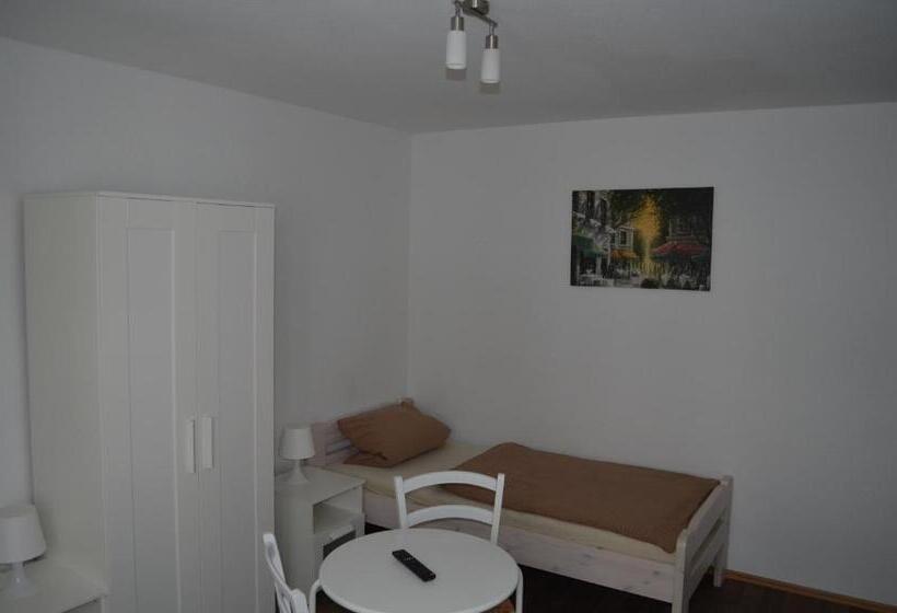 スタンダードルーム, Pension John F Kennedy