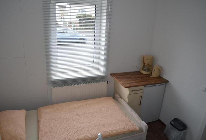 Quarto Estandar, Pension John F Kennedy