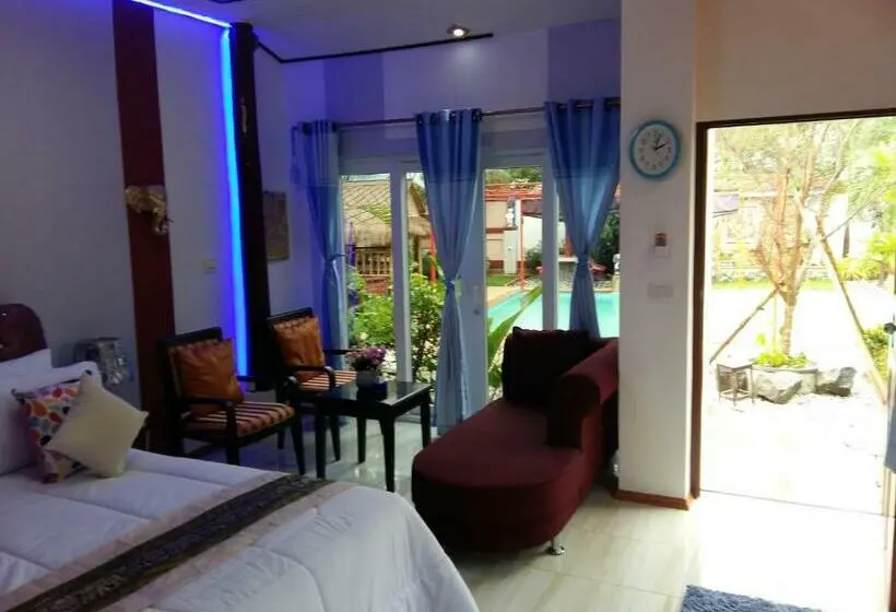 デラックススタジオ, Rerawadi Resort
