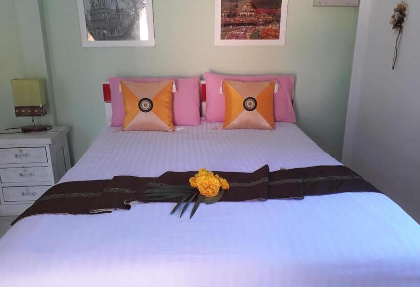 Bungalow Deluxe, Rerawadi Resort