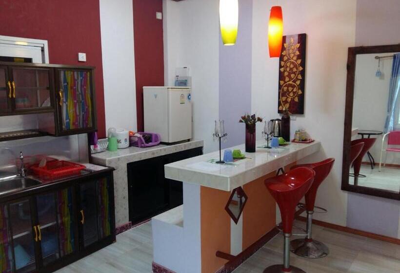 Escritório Deluxe, Rerawadi Resort