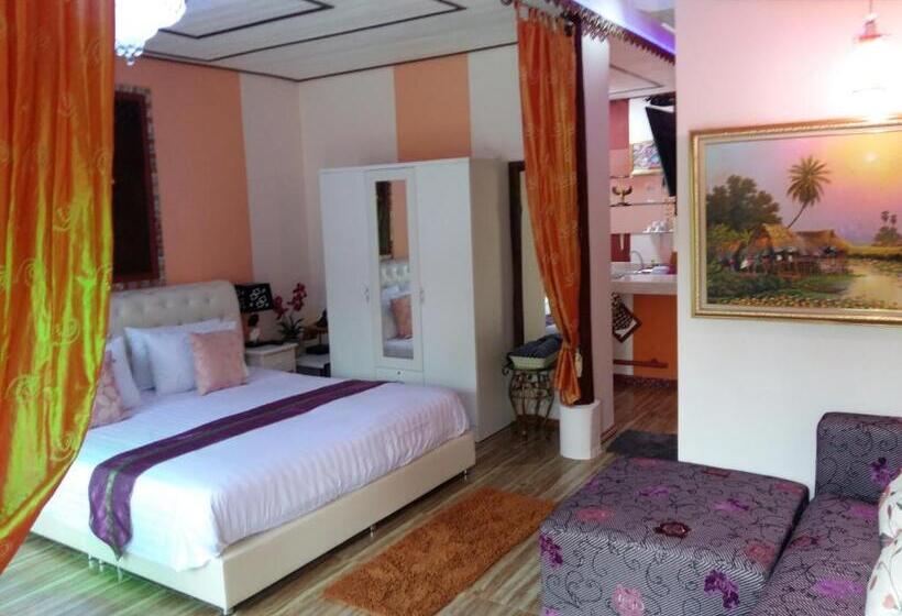 Escritório Deluxe, Rerawadi Resort