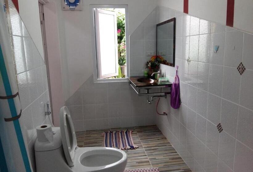 Escritório Deluxe, Rerawadi Resort