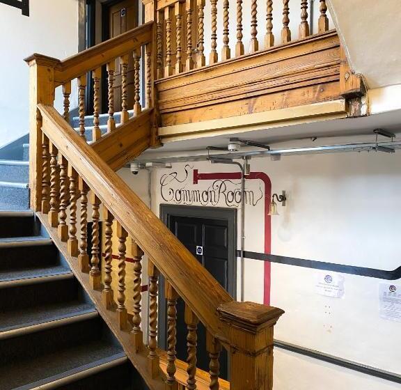 스탠다드 룸, The Full Moon Backpackers