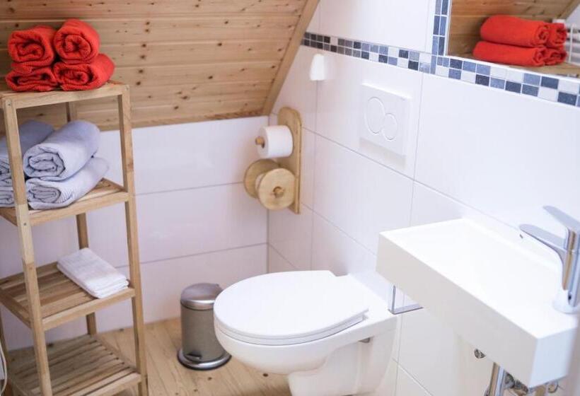 غرفة كلاسيكية رباعية, Zur Grossen Tanne