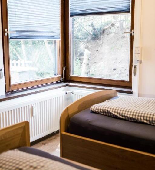 غرفة قياسية حمام مشترك, Zur Grossen Tanne