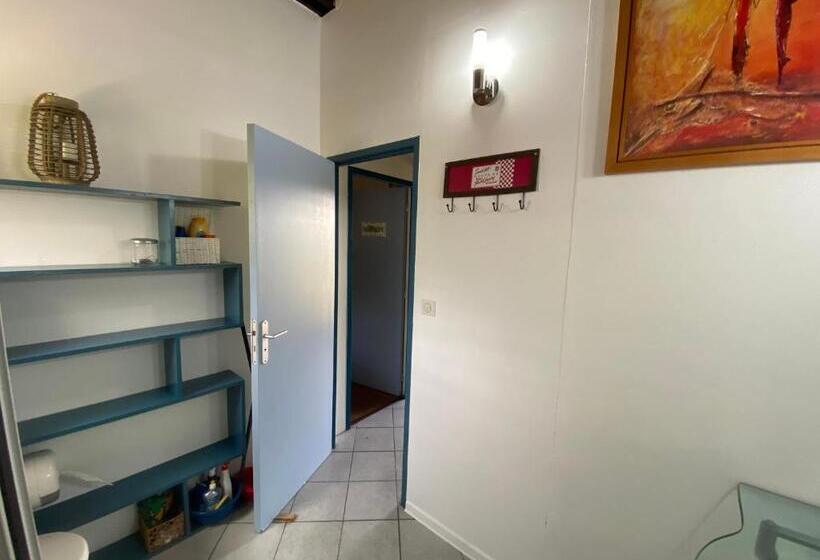 اتاق استاندارد, La Baie Du Bonheur