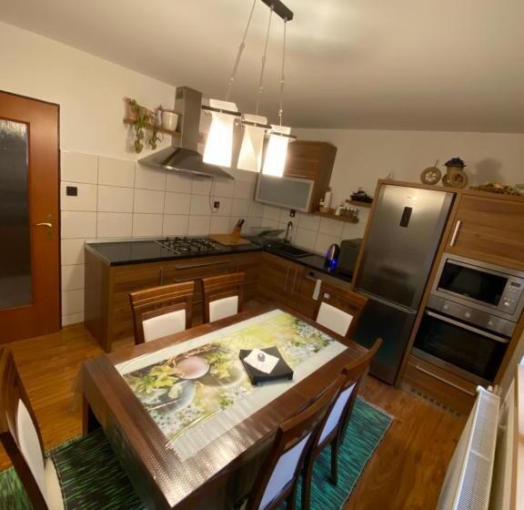 스탠다드 4인용 룸 공용 욕실, Privát U Zdenky