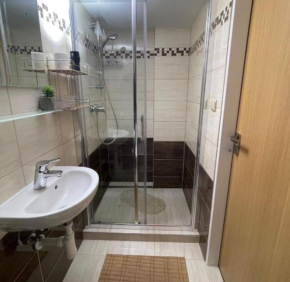 Номер Стандарт Трехместный, Sifra 276