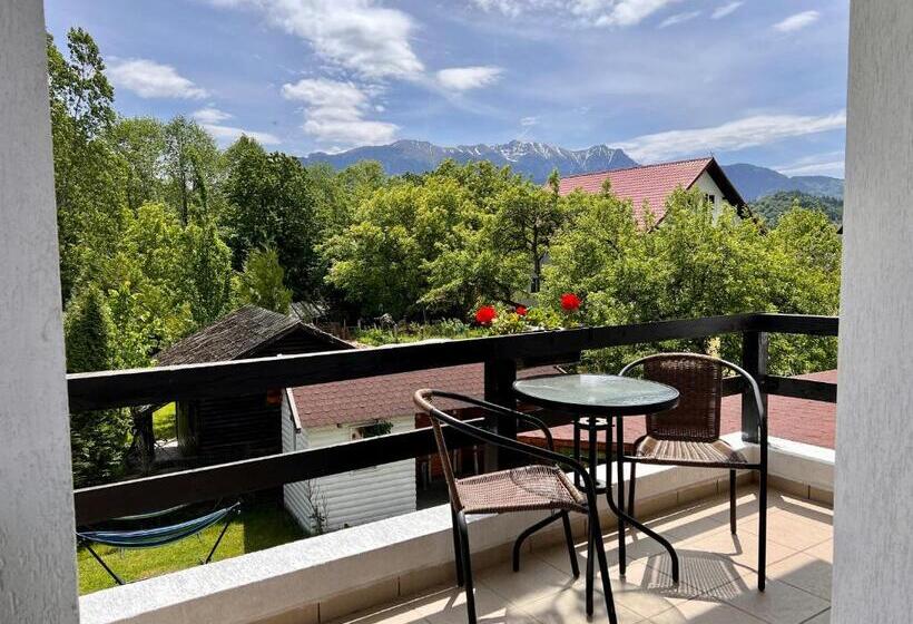 חדר קומפורט לשלושה, Villa Nova