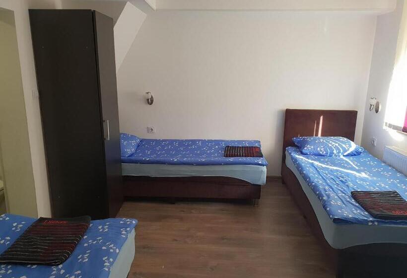 חדר סטנדרט לשלושה, Pension Haus Baron 2 Friedrichsfeld