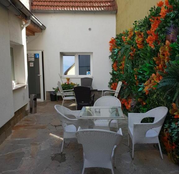 חדר סטנדרט לשלושה, Pension Haus Baron 2 Friedrichsfeld