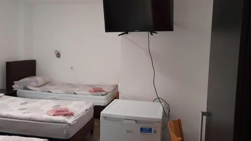 エコノミー4人部屋, Pension Haus Baron 2 Friedrichsfeld