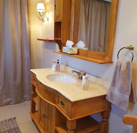 스탠다드 룸 킹사이즈 침대, Sugarbush Accommodation