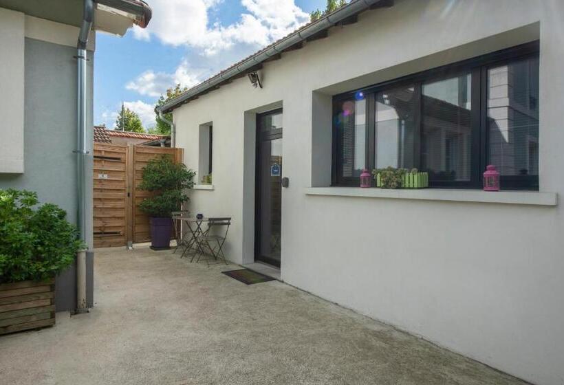 Семейное Студио, Le Vieux Puits Paris Est Paris Disney