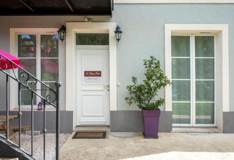 Люкс Вид на Сад, Le Vieux Puits Paris Est Paris Disney