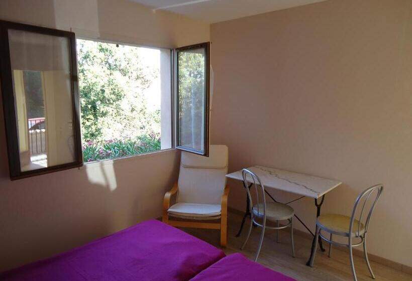 침실 2개 스위트, Delaporte