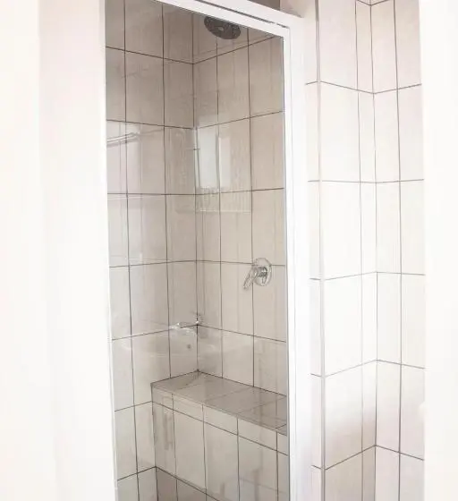 スタンダードルーム, Kelzane Self Catering