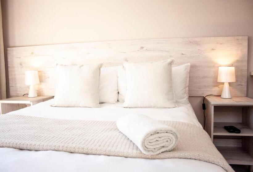 Номер Стандарт, Kelzane Self Catering