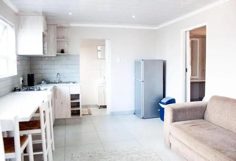 ファミリールーム, Kelzane Self Catering