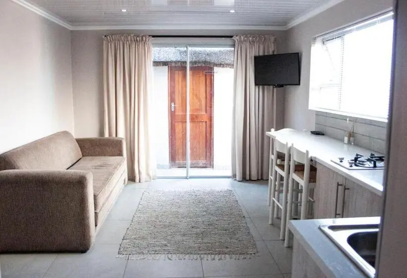 ファミリールーム, Kelzane Self Catering